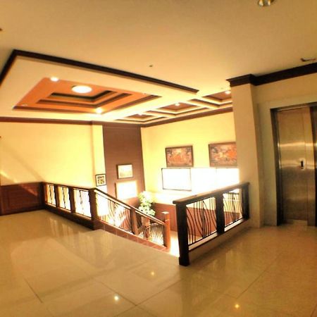 Narawan Hotel, HHQ Extérieur photo