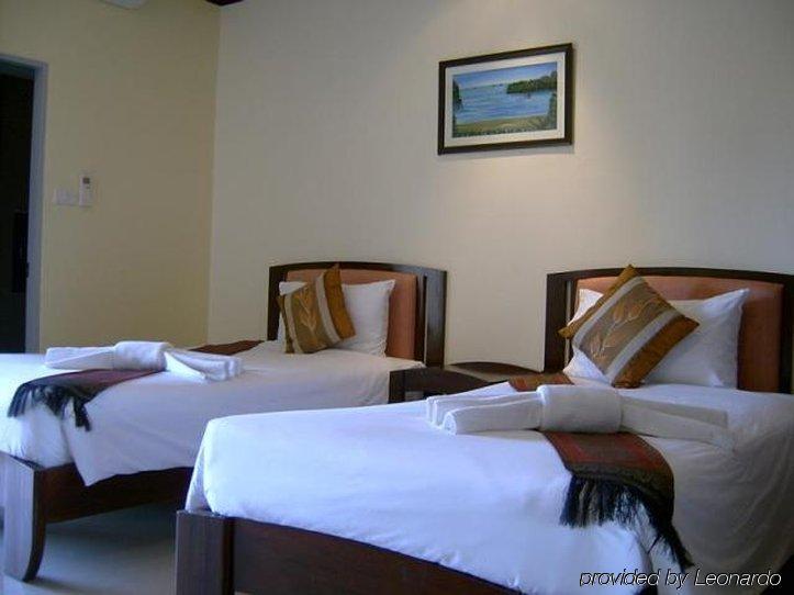 Narawan Hotel, HHQ Extérieur photo