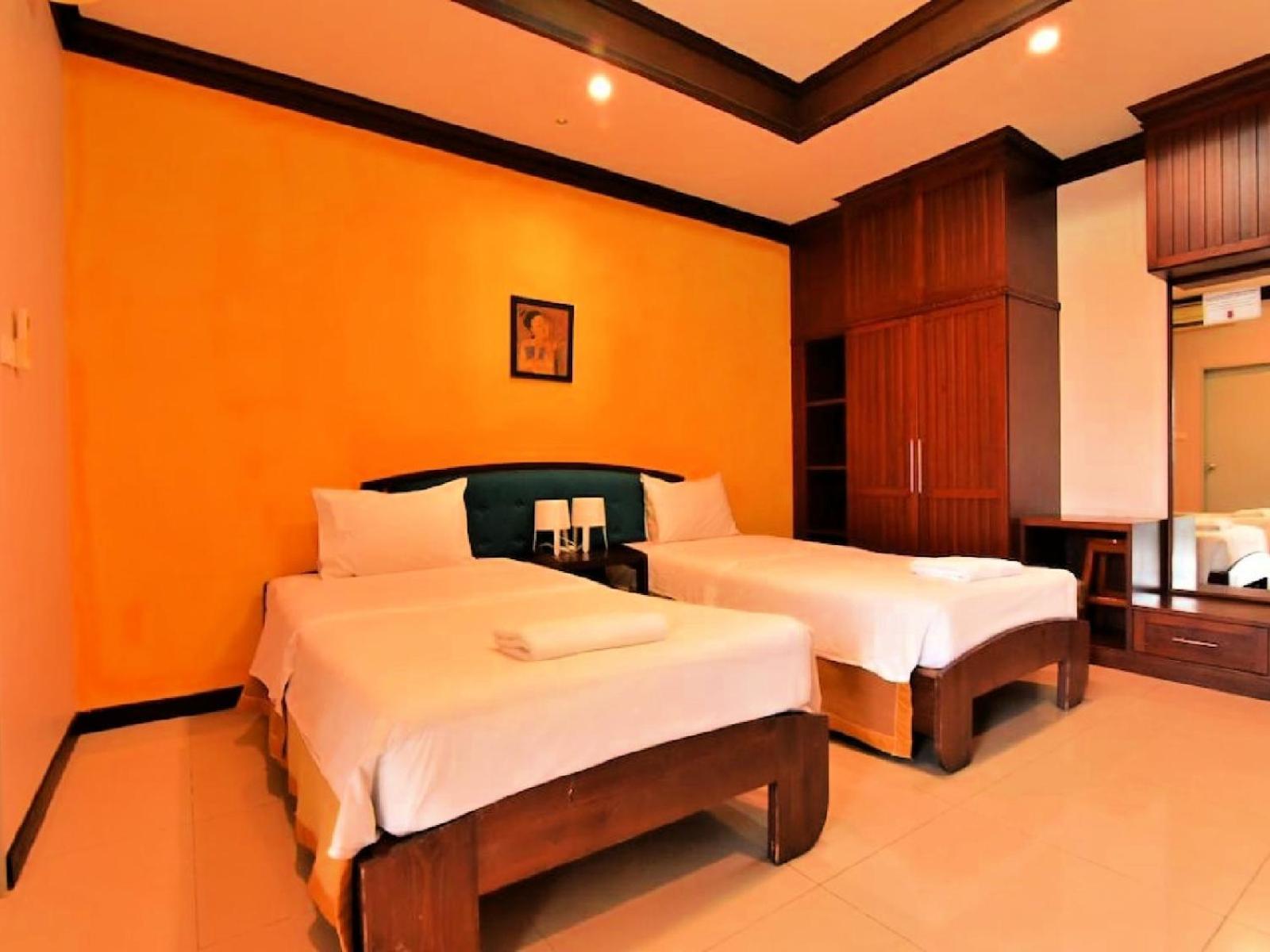 Narawan Hotel, HHQ Extérieur photo