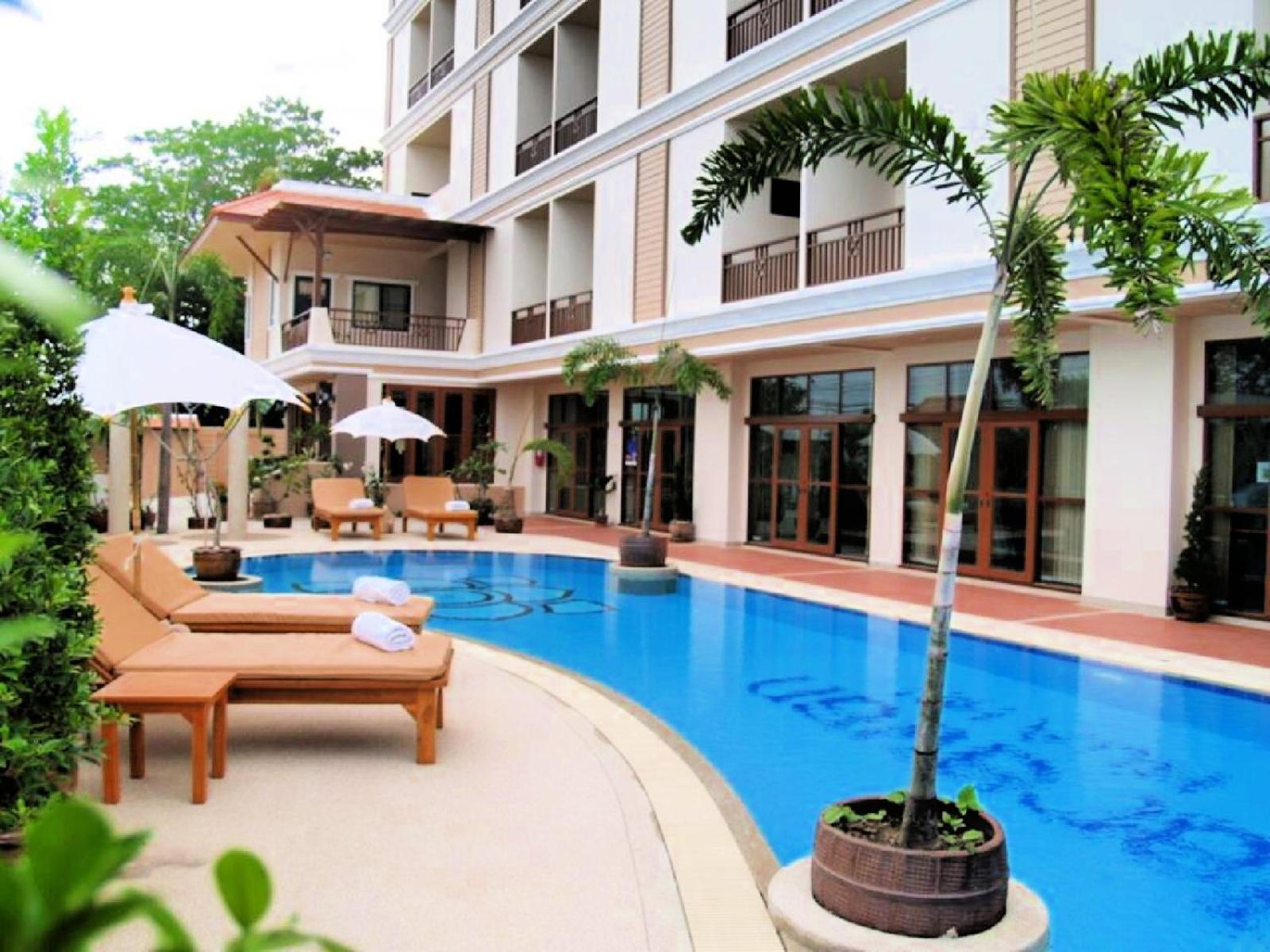 Narawan Hotel, HHQ Extérieur photo