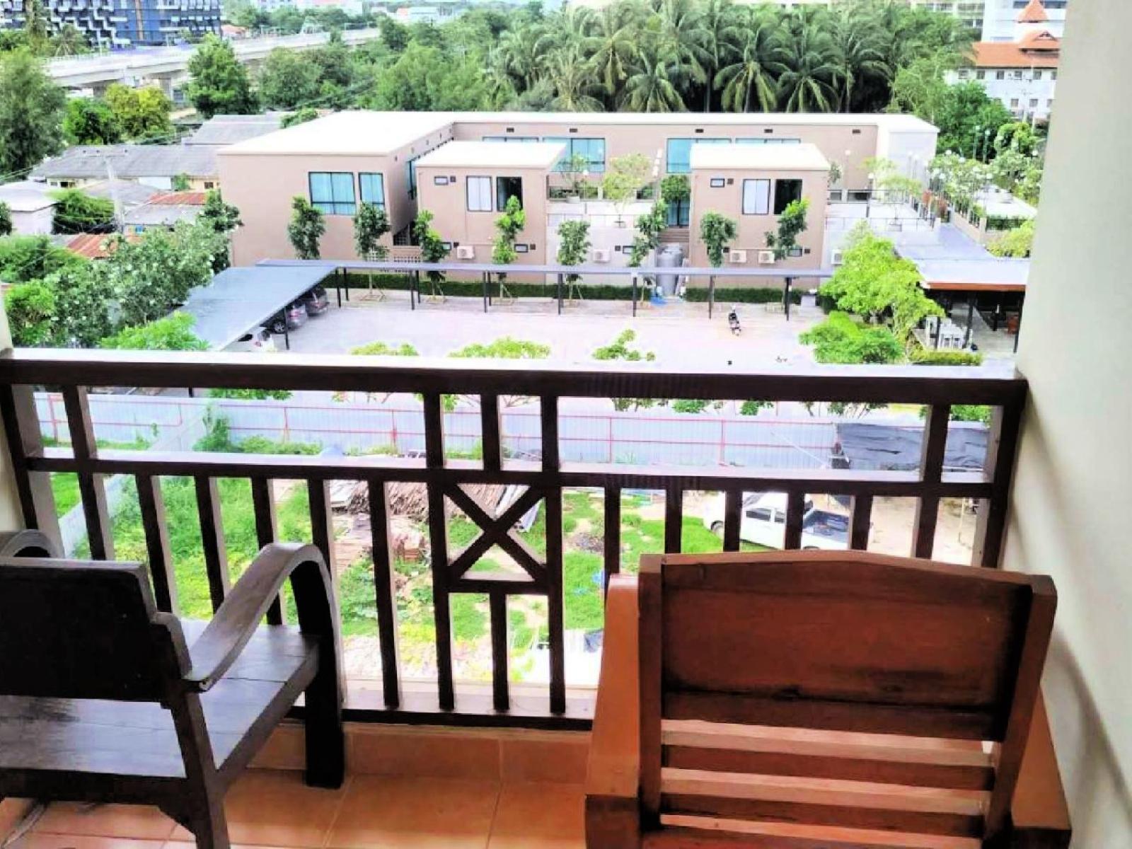 Narawan Hotel, HHQ Extérieur photo